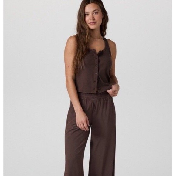 Vuori Pose Cardigan Tank Top  Women's  Medium Java Brown Button Up Athletic - Picture 3 of 10